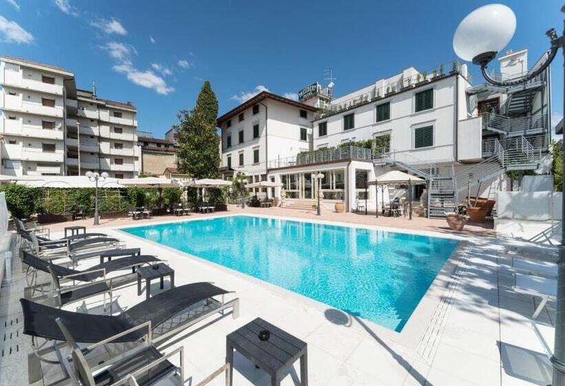 Отель President