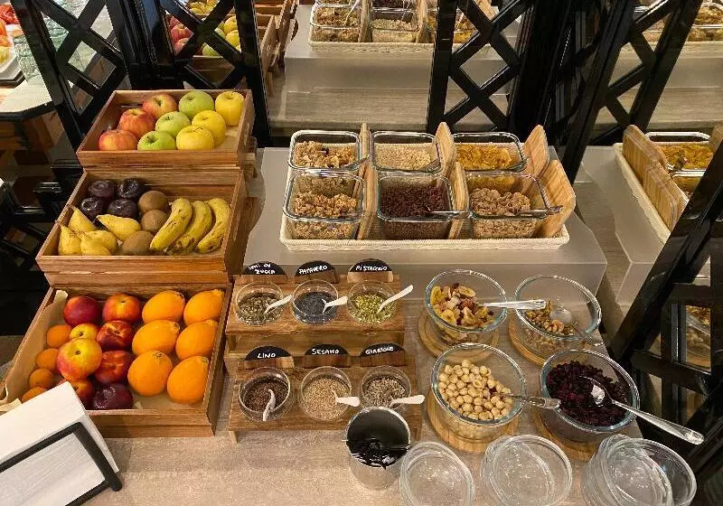 President Vintage Hotel In Centro