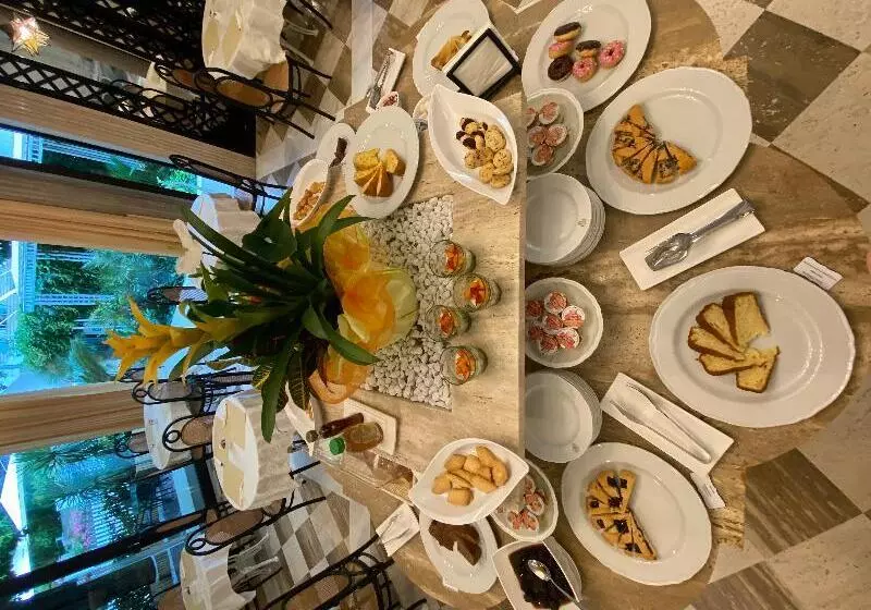 President Vintage Hotel In Centro