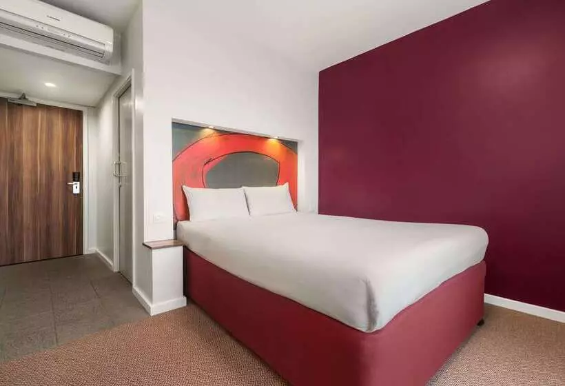 호텔 Ramada London Stansted Airport