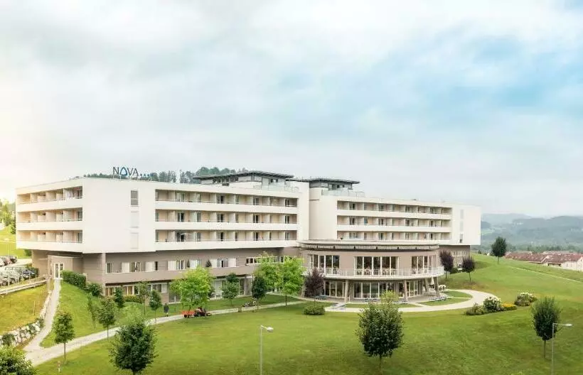 Hotel Und Therme Nova
