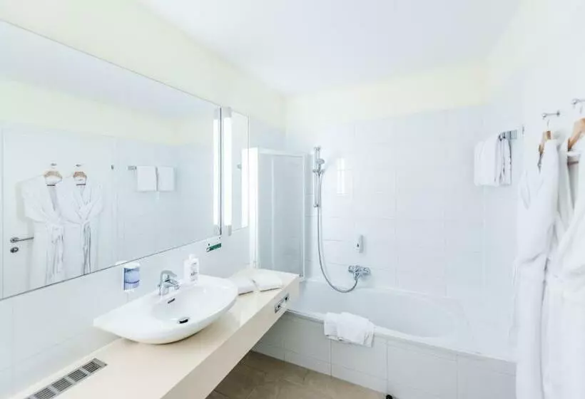 Hotel Und Therme Nova