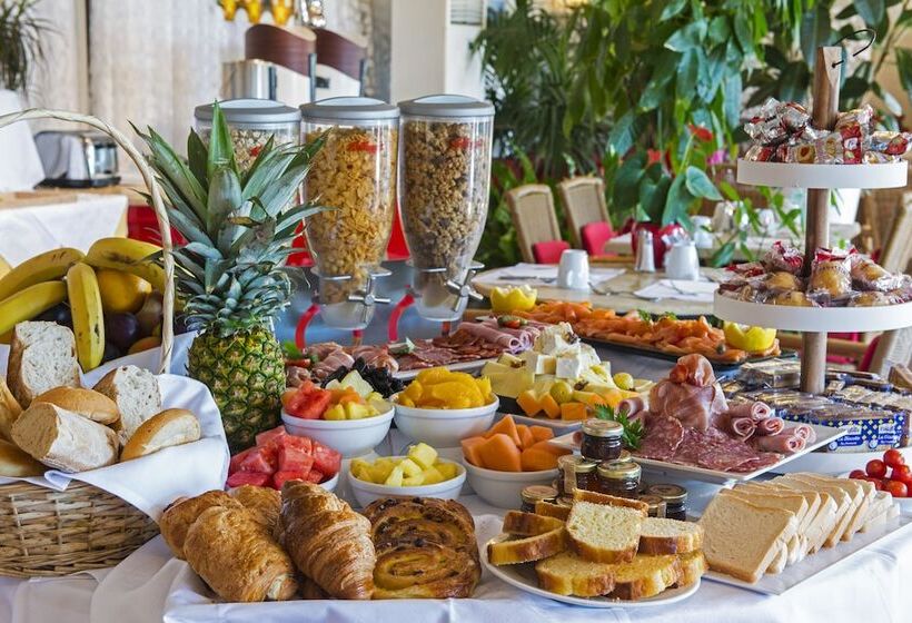 هتل Hôtel West End Promenade