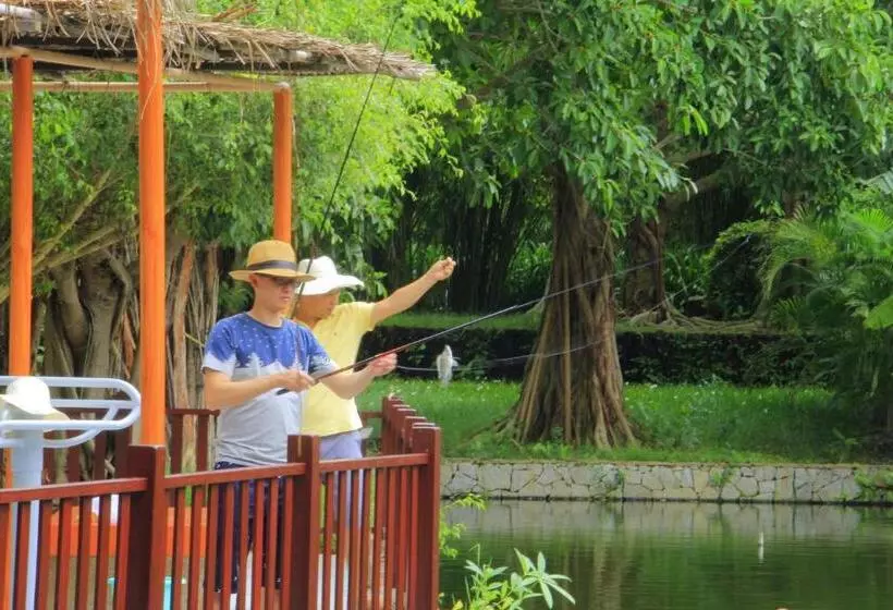 Hotel Yalong Bay Mangrove Tree Resort