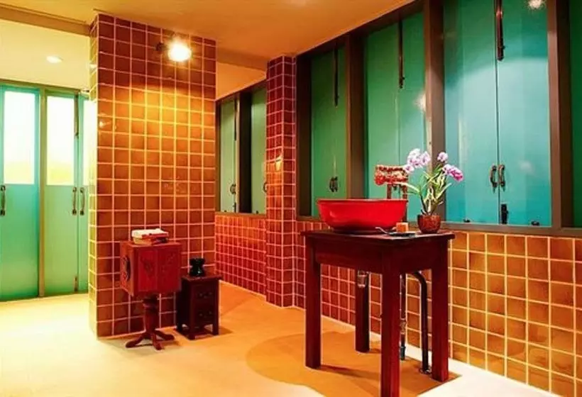 בית מלון כפרי Zeavola Resort