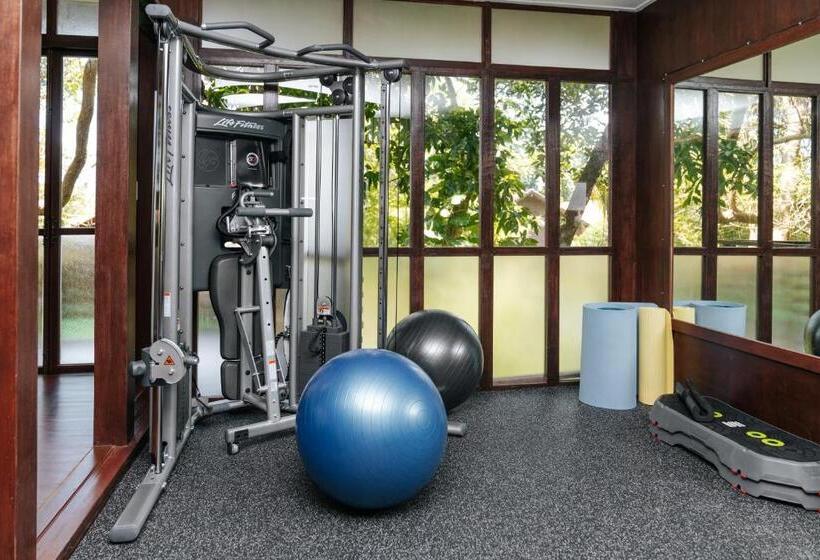 호텔 Zeavola Resort