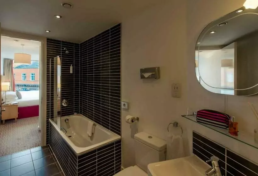 Premier Suites Liverpool