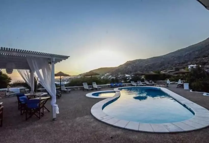 Villa Anna Maria Studios