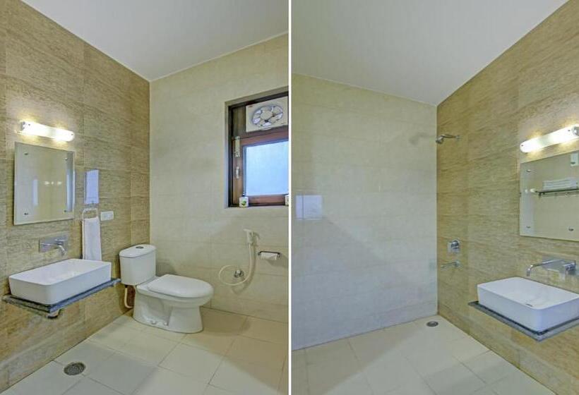 Itsy Hotels Swastika Inn Sector 26