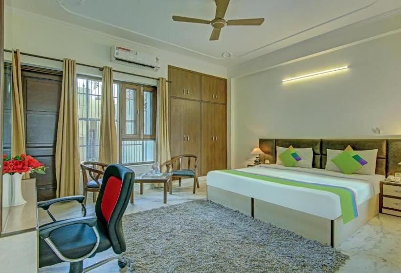 Itsy Hotels Swastika Inn Sector 26