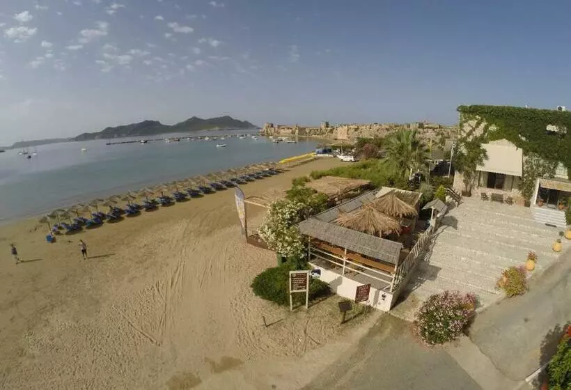ホテル Methoni Beach