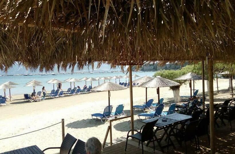 בית מלון כפרי Methoni Beach