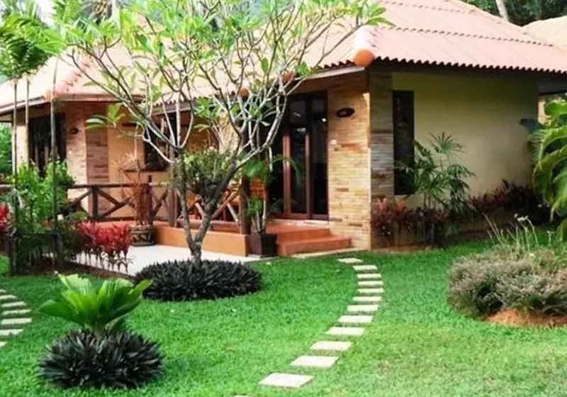 Sea Breeze Hotel & Resort