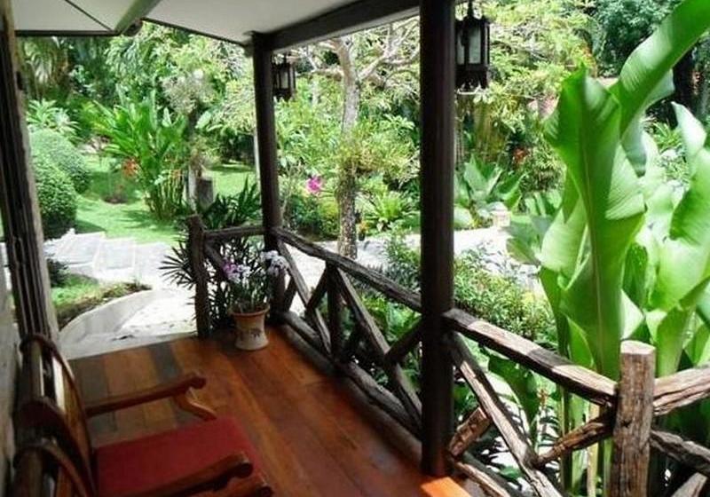 Sea Breeze Hotel & Resort