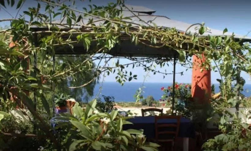تختخواب و صبحانه Casa Terranova