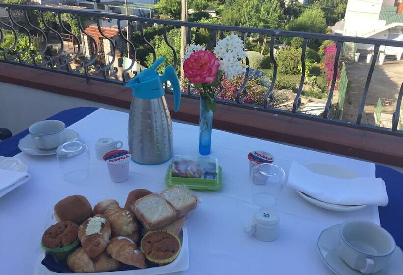 تختخواب و صبحانه La Ninfa Di Capri