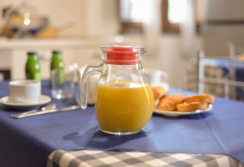 ベッドアンドブレックファースト Villa Barbarossa