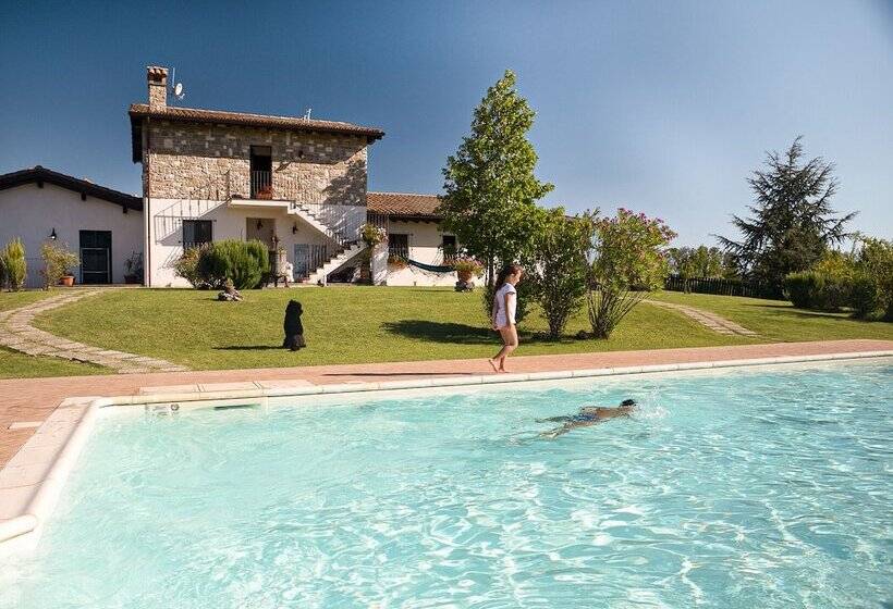 ベッドアンドブレックファースト Villa Barbarossa