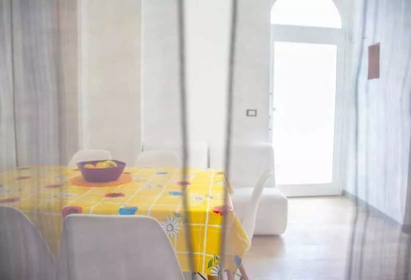 La Casa Di Penelope B&b E Noleggio Bici Elettriche