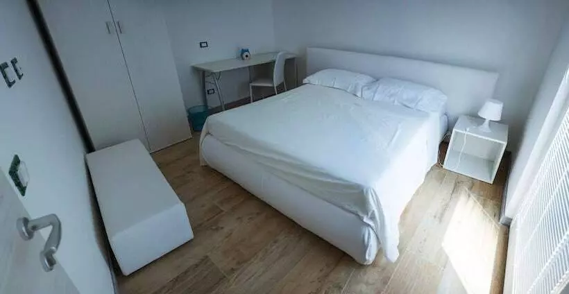 La Casa Di Penelope B&b E Noleggio Bici Elettriche