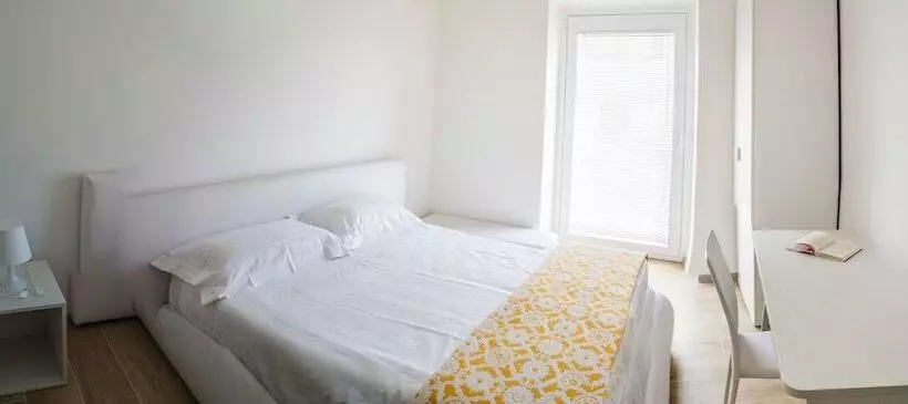 La Casa Di Penelope B&b E Noleggio Bici Elettriche