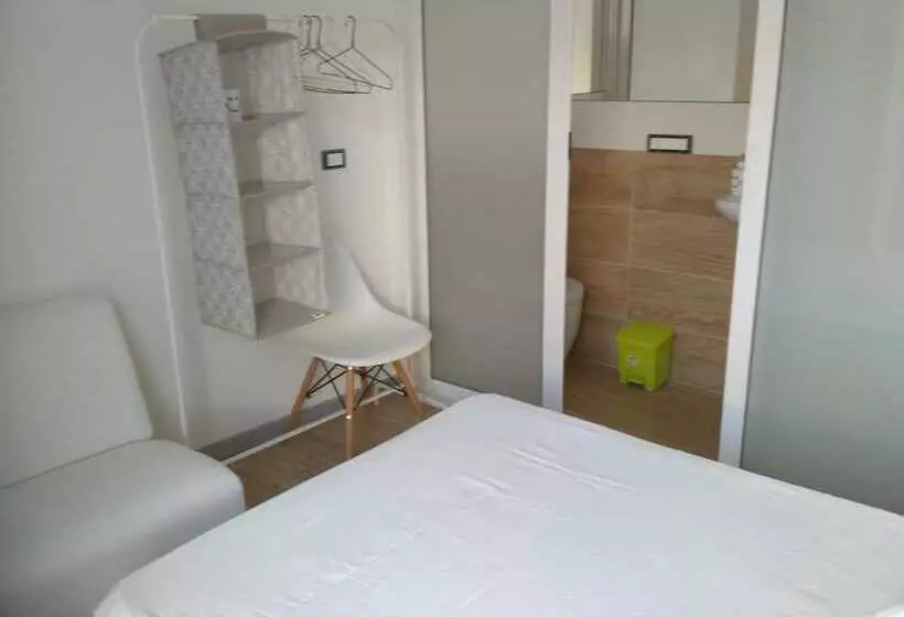 La Casa Di Penelope B&b E Noleggio Bici Elettriche