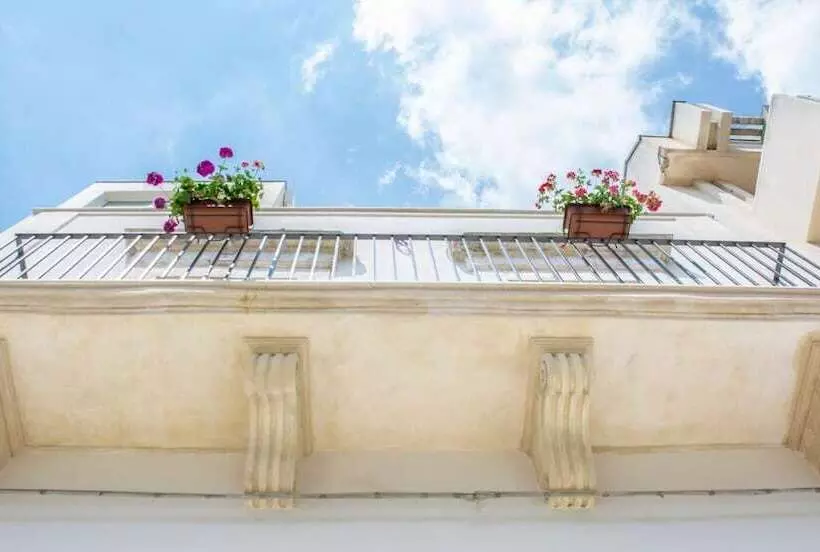 La Casa Di Penelope B&b E Noleggio Bici Elettriche