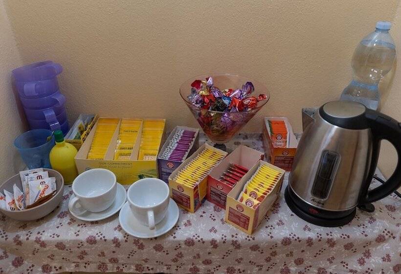 پانسیون L Operas