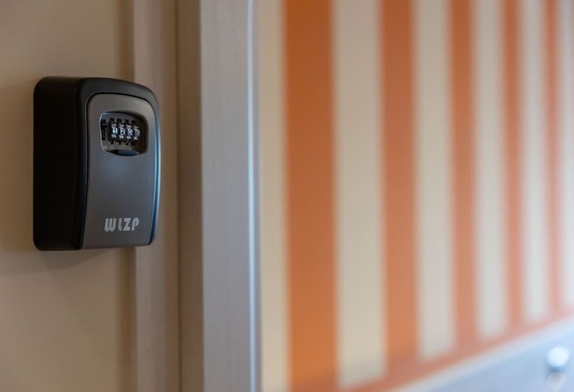 پانسیون L Operas