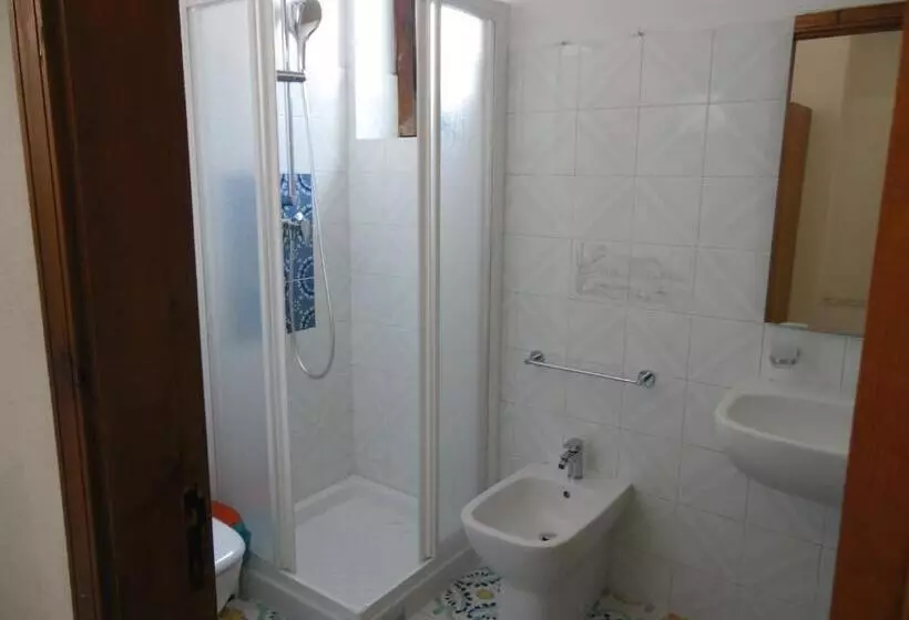 ベッドアンドブレックファースト Da Franco Relax & Pool