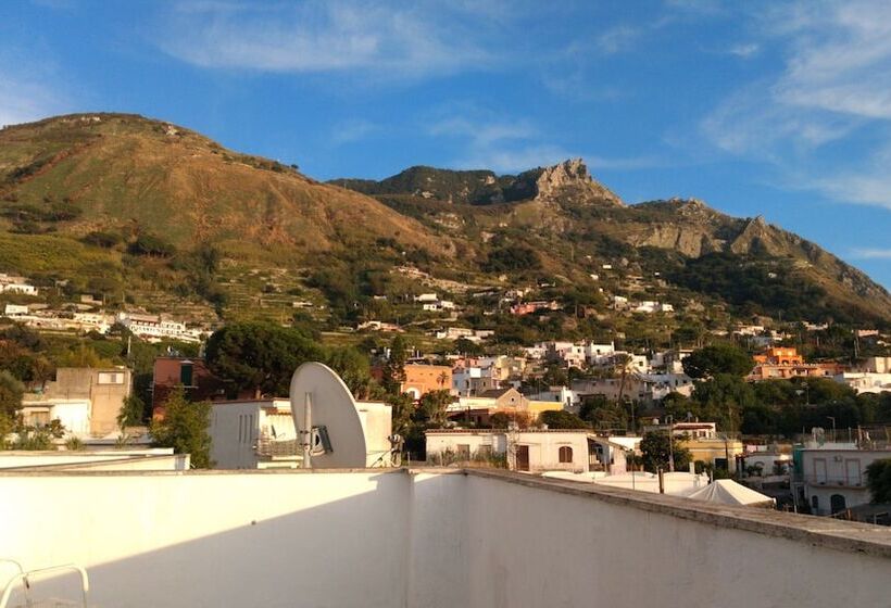 تختخواب و صبحانه Villa Thomas Bb Conduzione Familiare