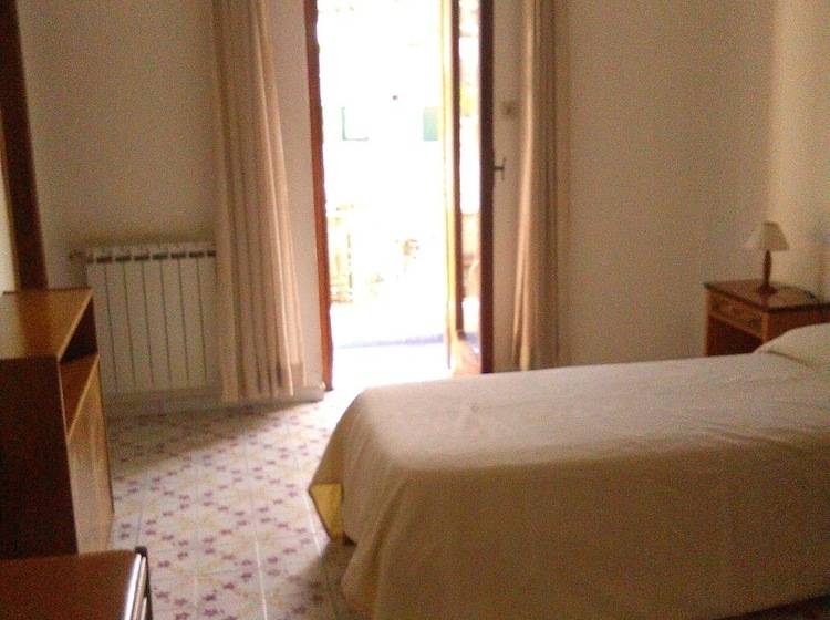 تختخواب و صبحانه Villa Thomas Bb Conduzione Familiare