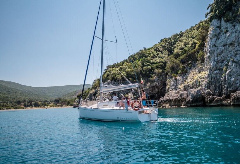 בית מלון כפרי Camping Village Marina Chiara