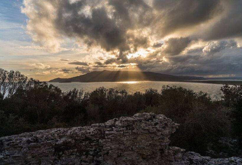 בית מלון כפרי Camping Village Marina Chiara