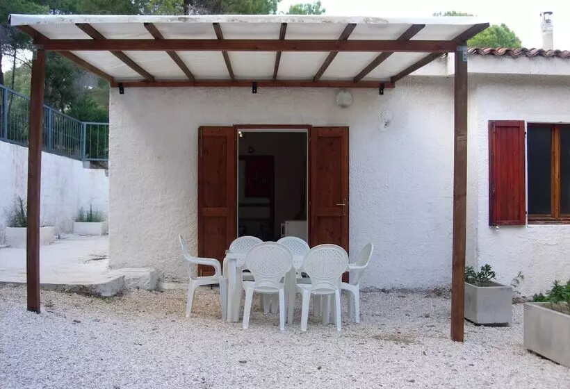 ホテル Villaggio Camping Calapineta