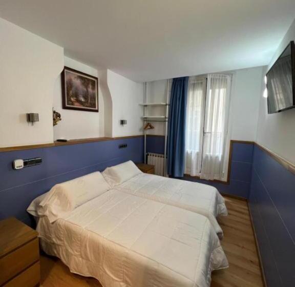 Pensión Irune By Vivere Stays