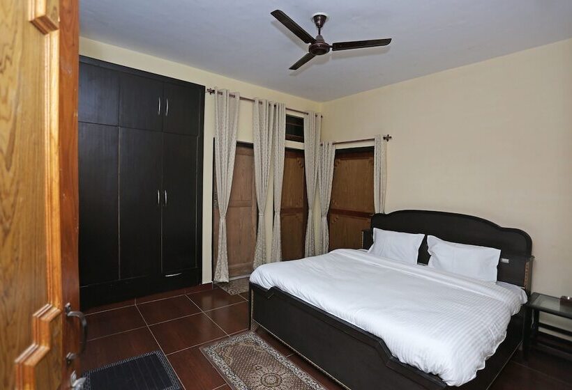 펜션 Sunrise Homestay By Oyo Rooms