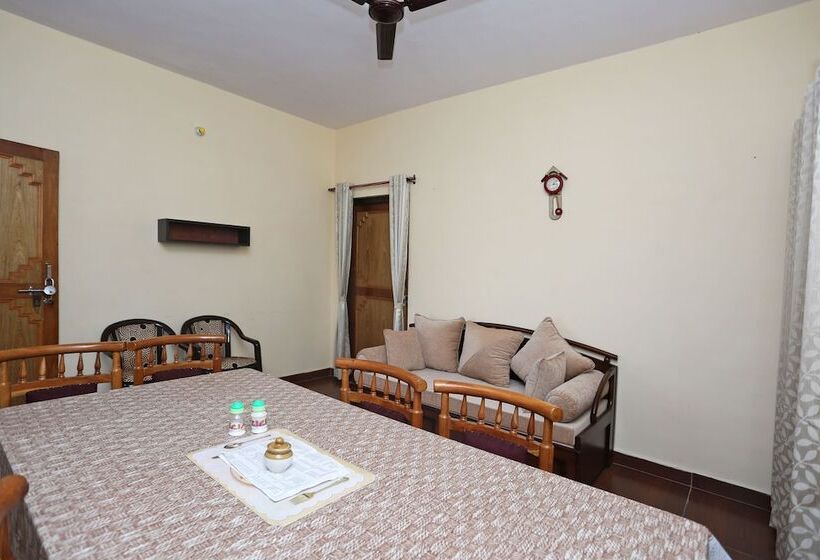 펜션 Sunrise Homestay By Oyo Rooms