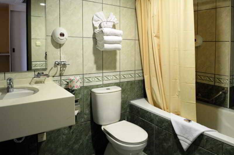 Curacao Howard Johnson Plaza Hotel