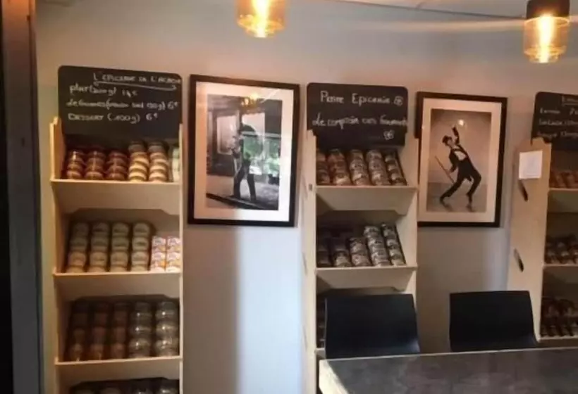 ホテル Acadie Orly Morangis