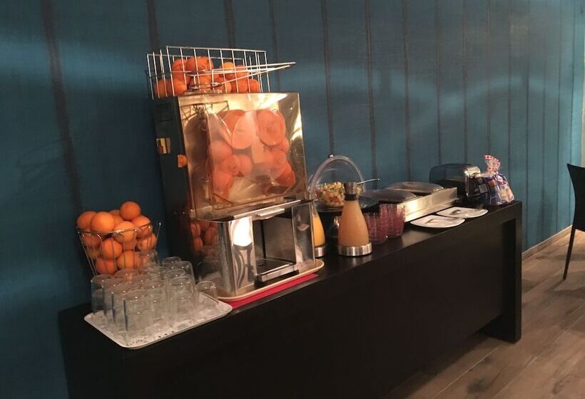 هتل Acadie Orly Morangis