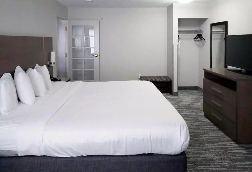 فندق Country Inn & Suites By Radisson, Council Bluffs, Ia