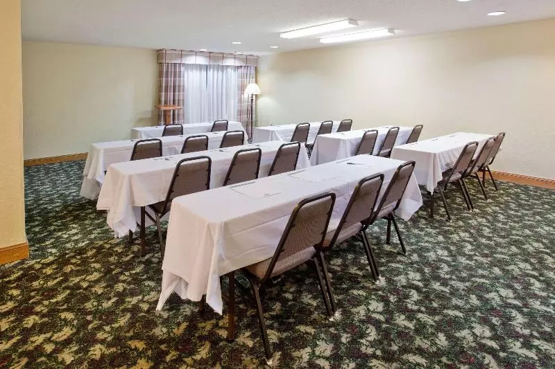 Отель Country Inn & Suites By Radisson, Hiram, Ga