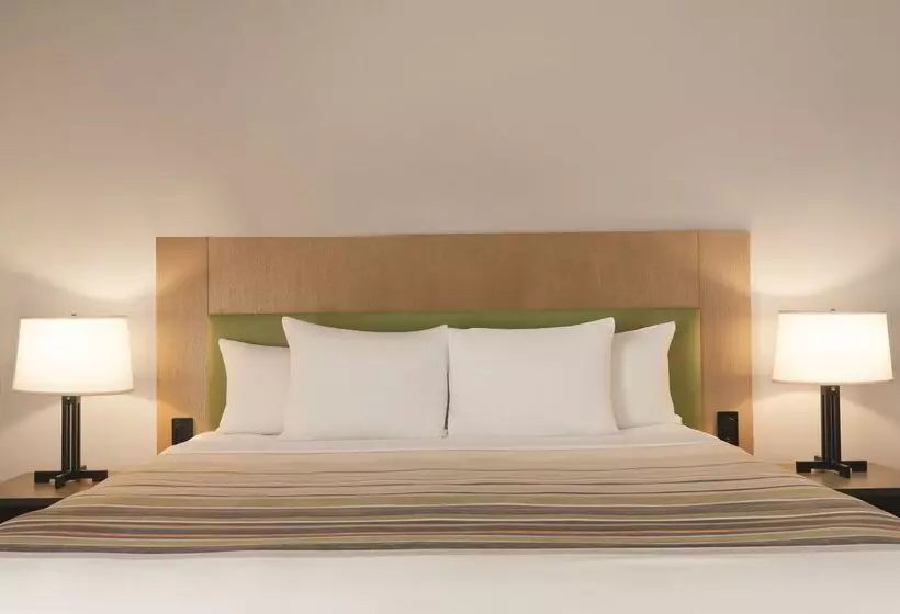 هتل Country Inn & Suites By Radisson Raleighdurham Airport Nc