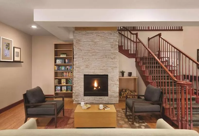 ホテル Country Inn & Suites By Radisson, Willmar, Mn
