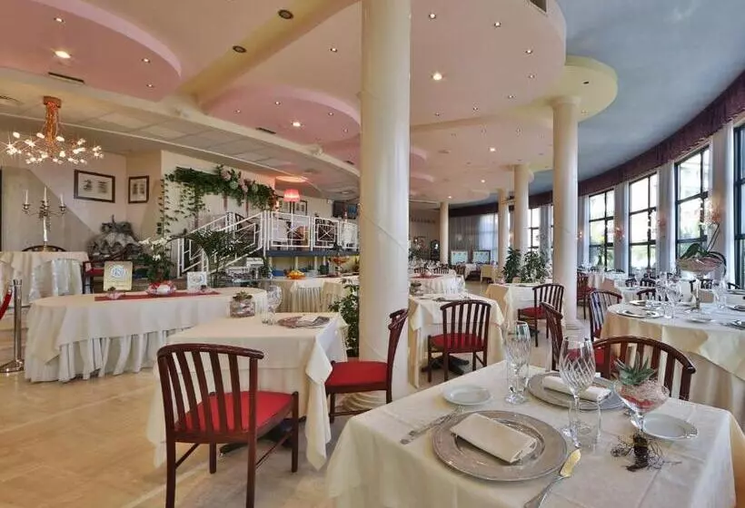 ホテル David Palace