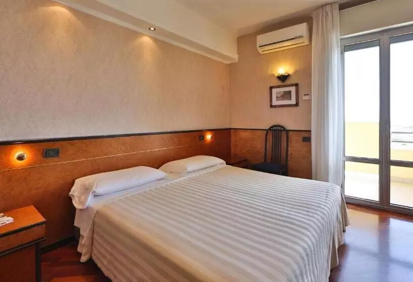 ホテル David Palace