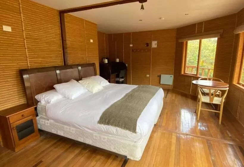 Отель Hacienda Tres Lagos