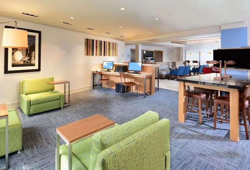 هتل Holiday Inn Express & Suites Raleigh Durham Airport At Rtp, An Ihg