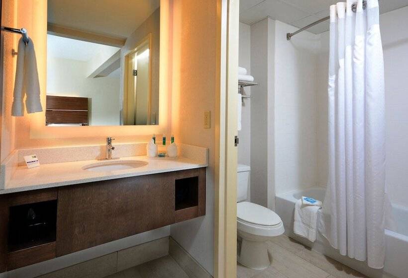 Otel Holiday Inn Express & Suites Raleigh Durham Airport At Rtp, An Ihg